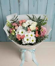 Букет цветов из:  Розы, Лизиантусы и Хризантемы в Знаменское Одинцовского района