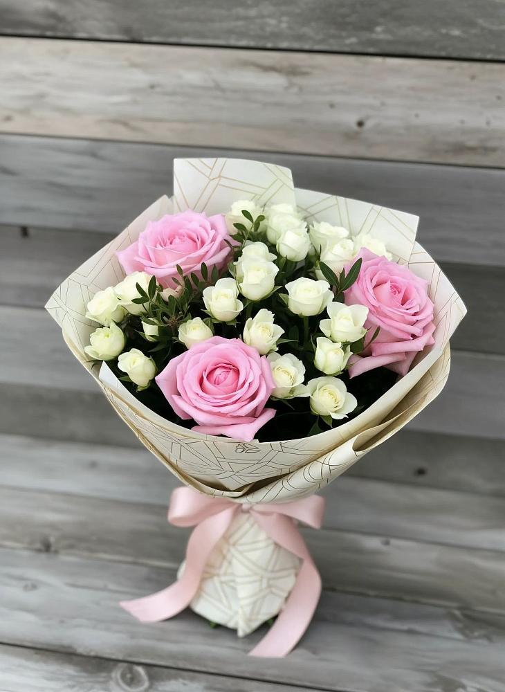 Букет цветов из: Розы в Знаменское Одинцовского района