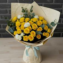 Букет цветов из:  Розы в Знаменское Одинцовского района