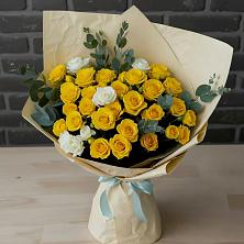 Букет цветов из:  Розы в Знаменское Одинцовского района