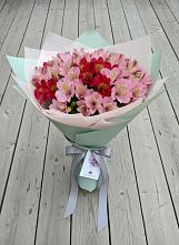 Букет цветов из:  Альстромерии #REPLACE_PRED# Знаменское Одинцовского района