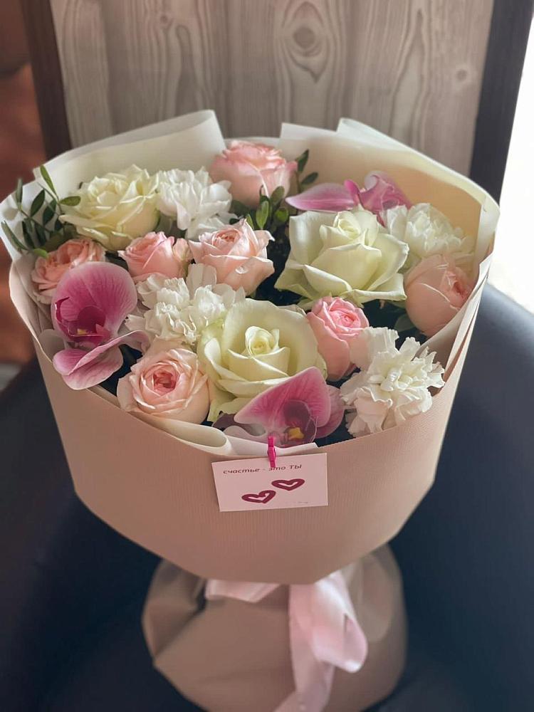 Букет цветов из: Орхидеи, Розы и Гвоздики в Знаменское Одинцовского района