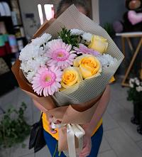 Букет цветов из:  Герберы, Розы и Хризантемы в Знаменское Одинцовского района
