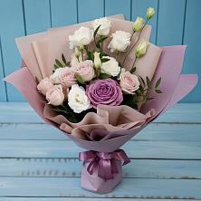Букет цветов из:  Розы и Лизиантусы в Знаменское Одинцовского района