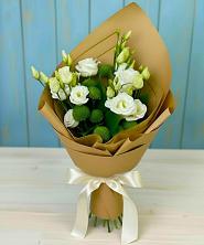 Букет цветов из:  Хризантемы и Лизиантусы в Знаменское Одинцовского района