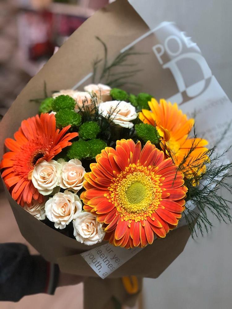 Букет цветов из: Герберы, Хризантемы и Розы в Знаменское Одинцовского района