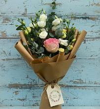 Букет цветов из:  Розы и Лизиантусы в Знаменское Одинцовского района
