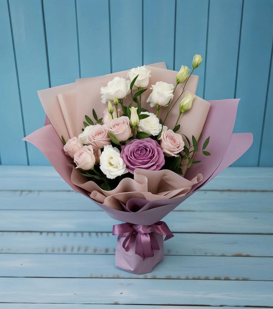 Букет цветов из: Розы и Лизиантусы в Знаменское Одинцовского района